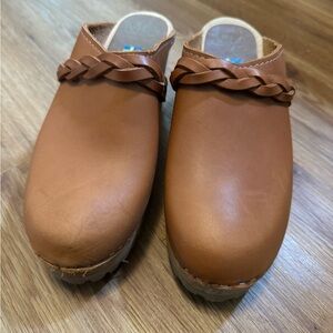 Women's MIA Elsa Mule Brown Leather Wooden Clog Shoe Heel Size 39 8.5